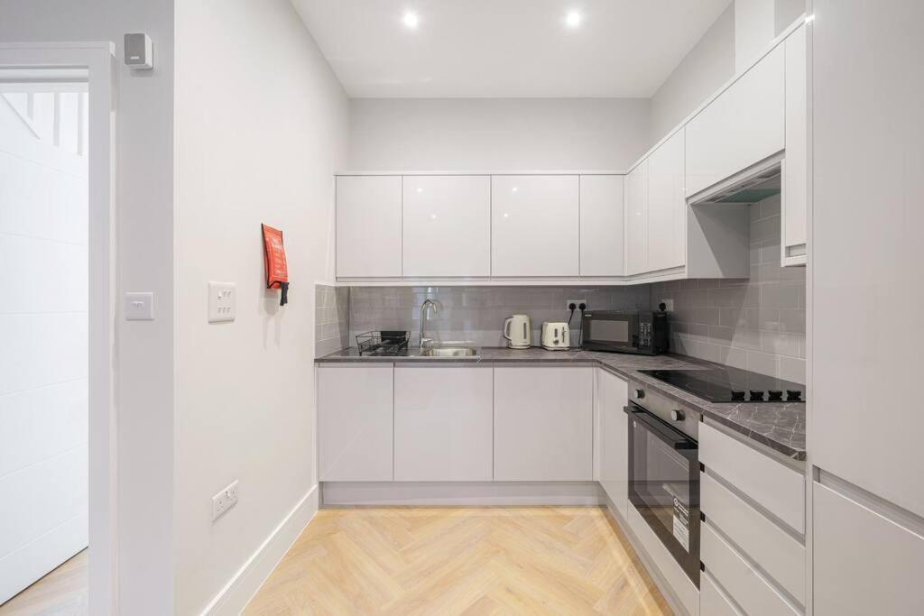 Апартаменты Cosy Tooting Retreat: 2-Bed Gem Лондон Экстерьер фото